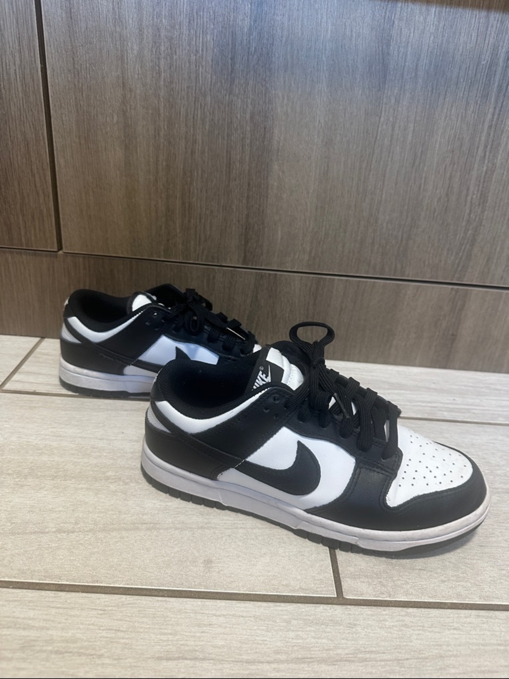 Nike Women’s Black & White Low-Top Dunks Sneakers (Pandas)